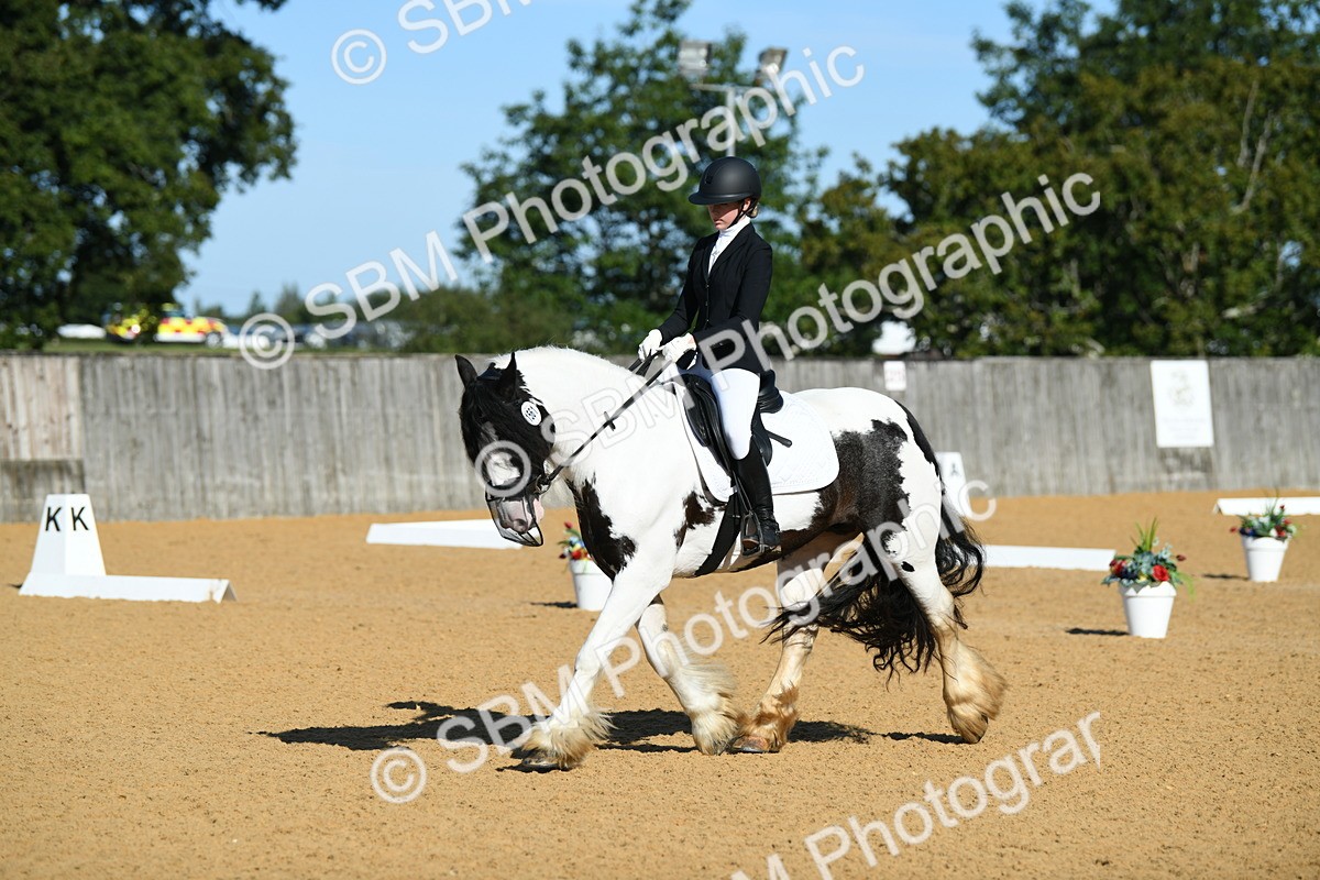 SBM_16279 - D4 - Small Tour Championship - Intro B