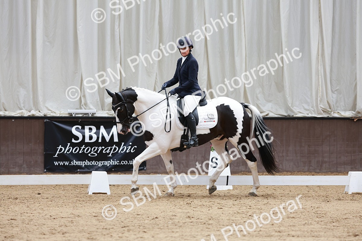 SBM_009162 - Class 6b - Novice 6 - 11.02-12.19