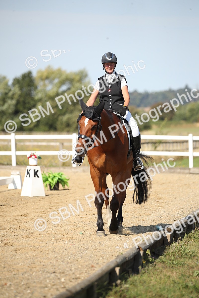 SBM_004160 - Class 11 - Novice 5 - 10.24-11.20