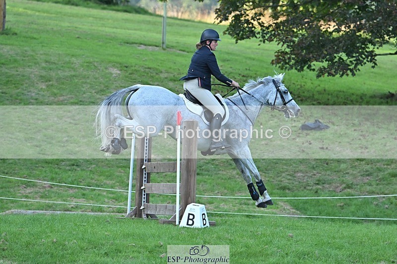 230909-180935-07977 - Cls 14 Snr 1m Derby