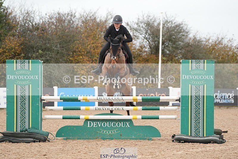 251109-103116-03394 - Cls 19 Snr 1.05m Open