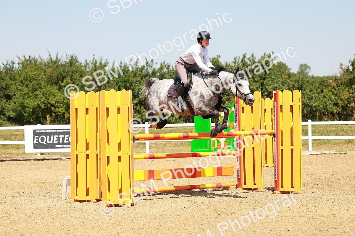 SBM_001974 - Class 5 - Senior Foxhunter - 1.20m