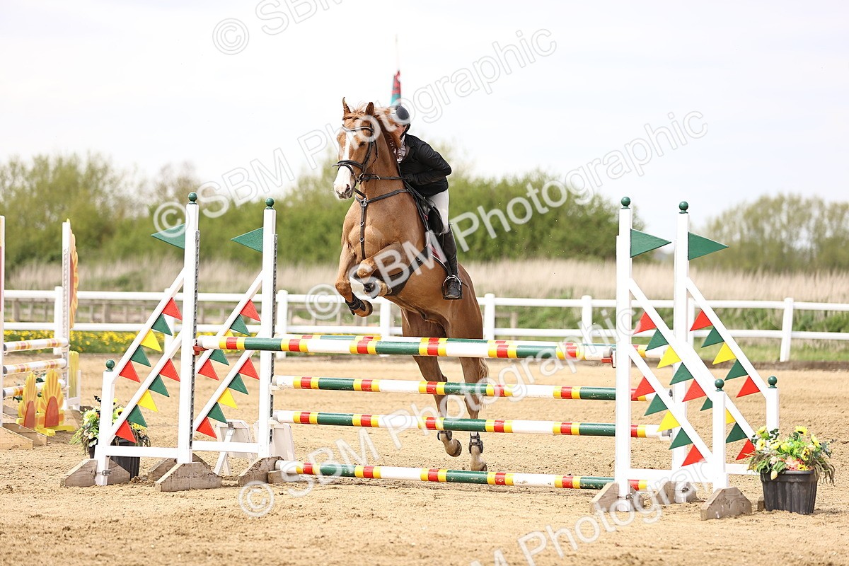 SBM_002381 - Class 11 - Senior newcomers - 1.10m