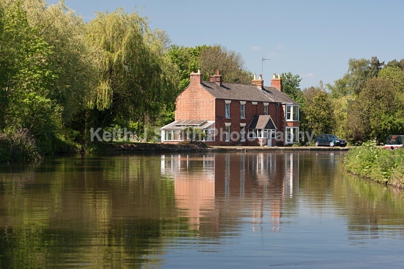 YR6M0424 - United Kindom