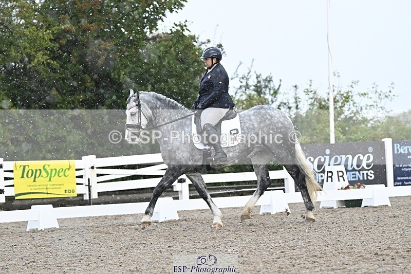 250907-081214-05613 - 029-Emma.DairCastle.Ellis.Esmeralda