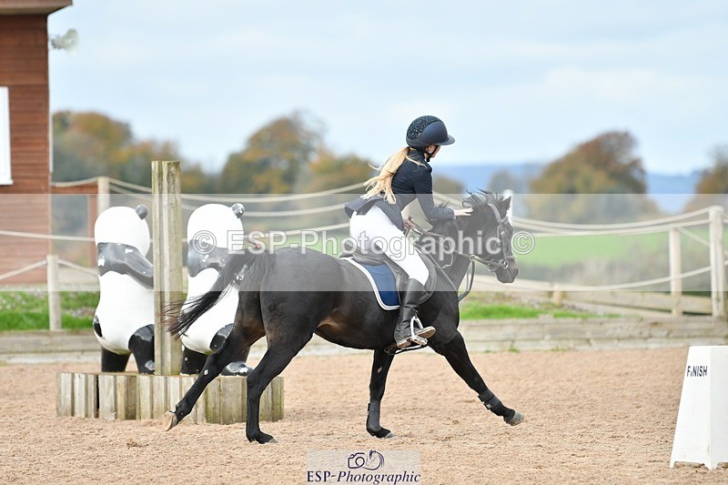 251026-110205-02220 - Cls 21+22 70cm Club and Schools