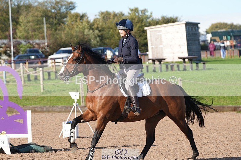 250920-164211-01965 - Cls 23 UnAffiliated 80cm Derby