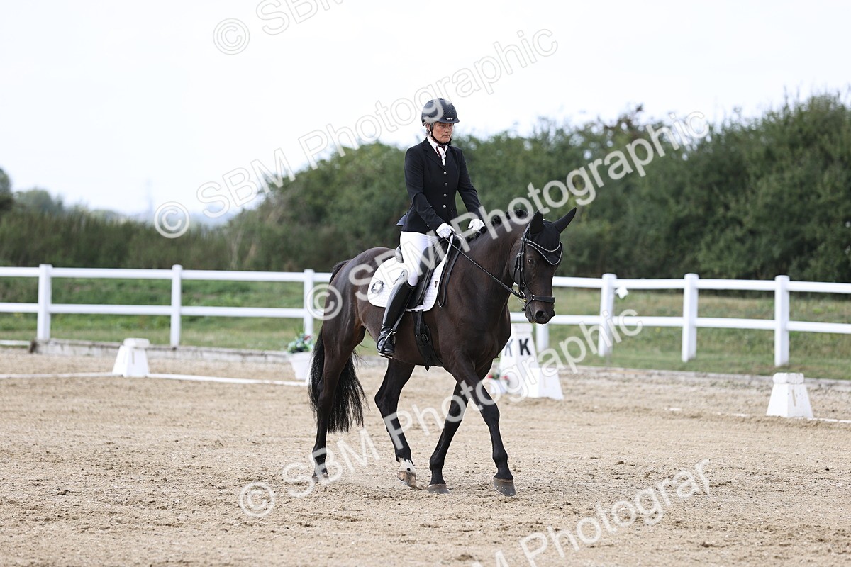 SBM_017932 - Class 14 - Novice 23 - 15.16-16.19