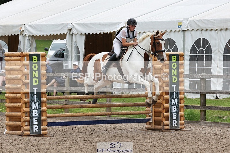 240803-125207-05205 - 162-Susan-Joy_Keeping-WARPAINT