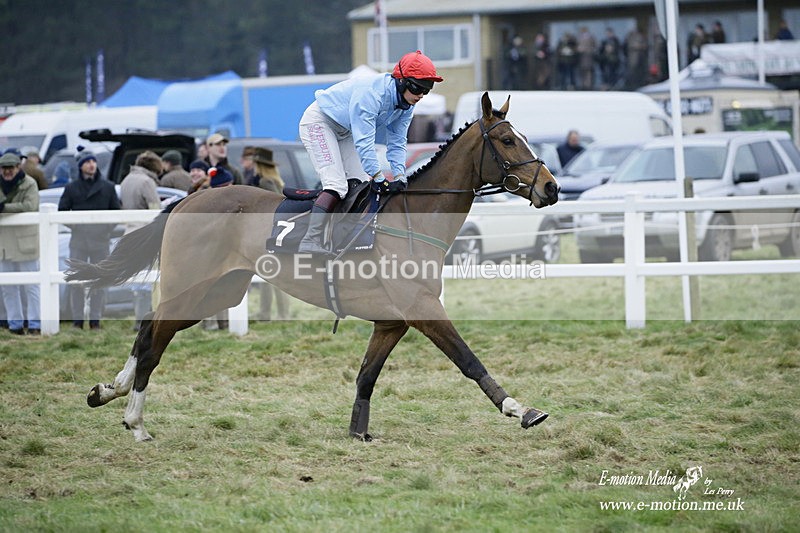 PtP 220122 729 - Royal Artillery Hunt Point-to-Point  - Larkhill Racecourse 22/01/22