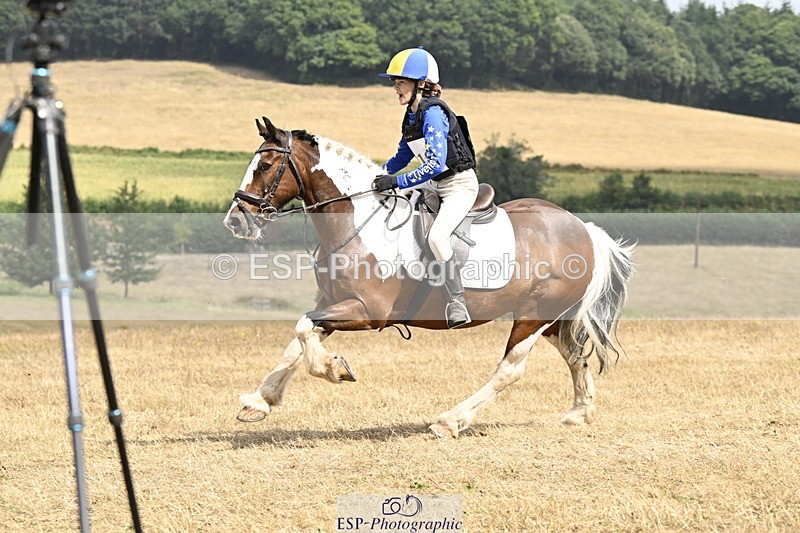 250824A-125252-36527 - 2010-Freya.Hallam-Deakin-Tommy