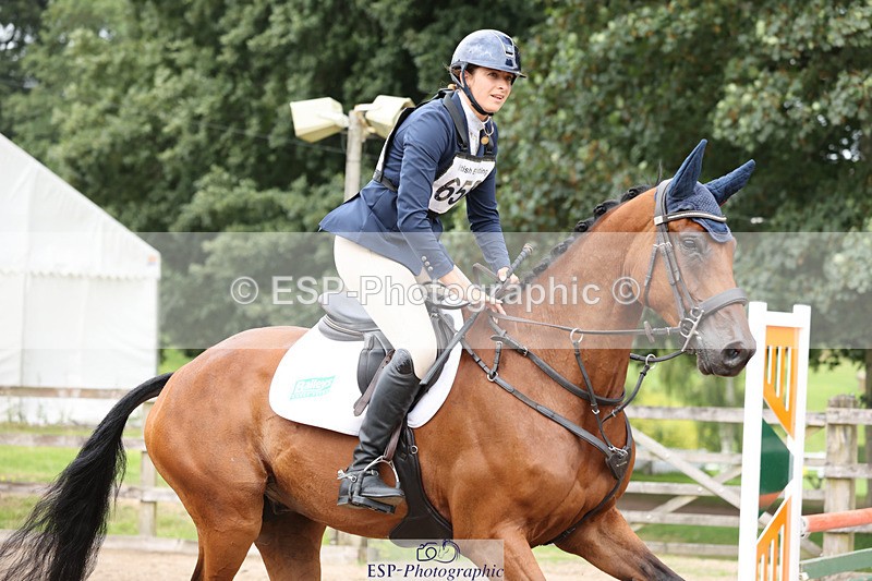 240804-141520-15750 - 658-Torie_Sleep-CLEVER