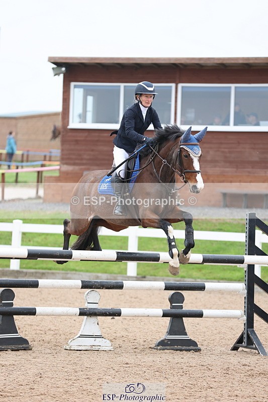 241101A-121616-01698 - FRI Cls 5 Newcomers and 1.10m Open