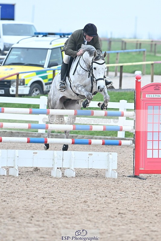 240113A-142300-02329 - Cls 13 Foxhunter and 1.20m Open