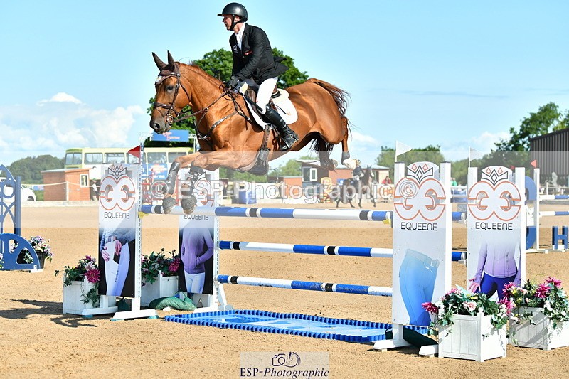 230720A-091603-01634 - Cls 1, 2 Star Small 1.30m