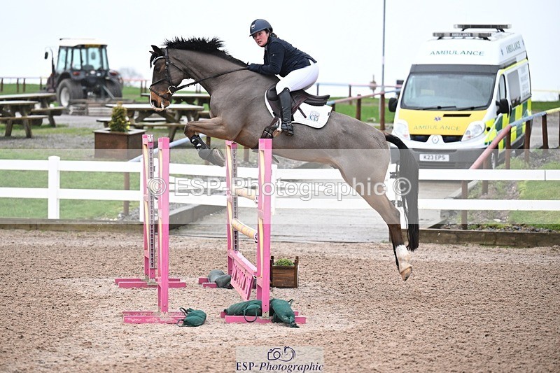 260130-132438-00547 - Cls 6 Foxhunter and 1.20m Open