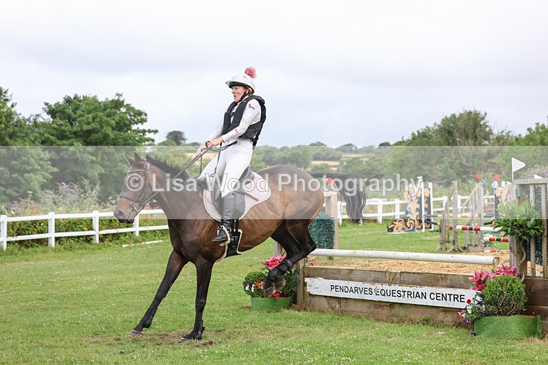 3E7A1003 - Class 4: 70cm Senior