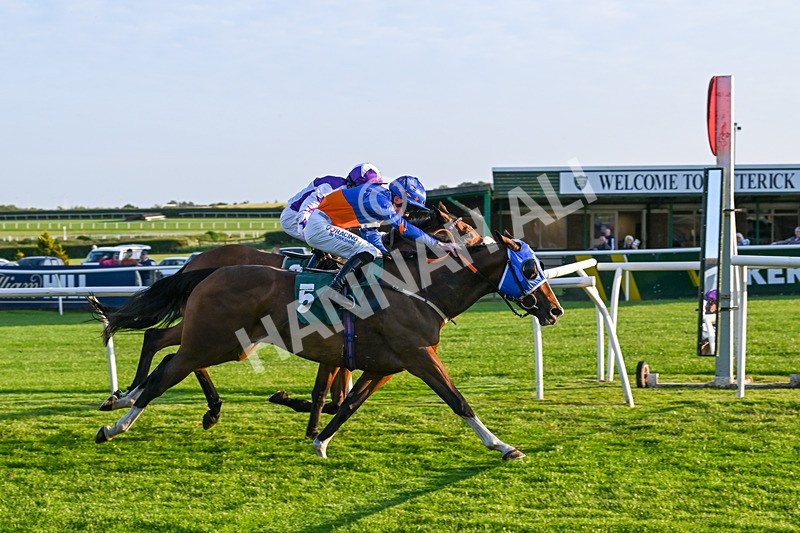 100625-Race 7-Miss Rainbow-7648 - Race 7