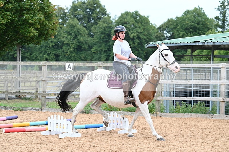 WJ7_9870 - Poles 14:00