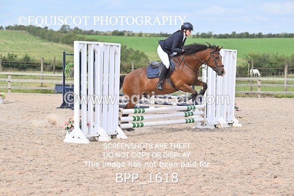 BPP_1618 - CLASS 10 Club 60cms Open
