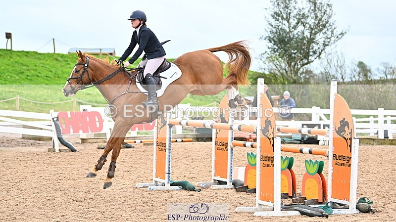 240501A-135129-00873 - Cls 8 Snr Foxhunter and 1.20m Open