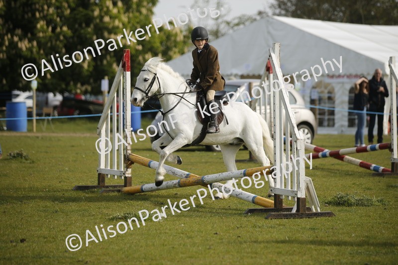 20260426-1055 - Class 1 - Mini Jumping - Lead rein or Assisted