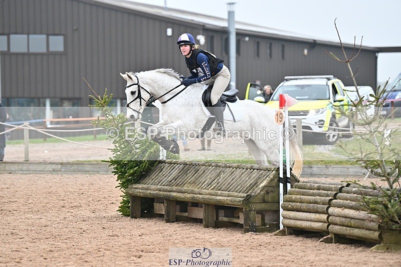 250118-134839-01320 - Cls 3A&B 90cm 13.20 to Coursewalk