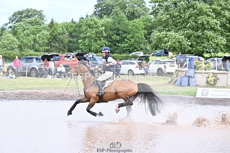 250525A-143236-16507 - D-460-Jenny.Caras-SOMMERSBY