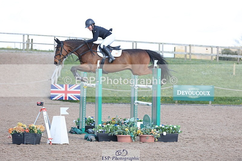 240419A-161529-09260 - Cls 10, 2 Star Big Tour 145cm  15.45 to 16.35 break