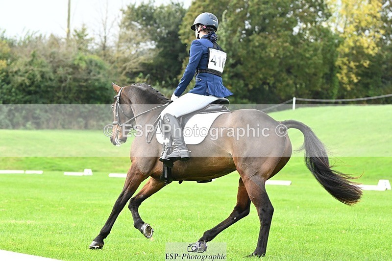 241024-102857-03029 - 410-Mae.Jackson-SWEET.RIOT