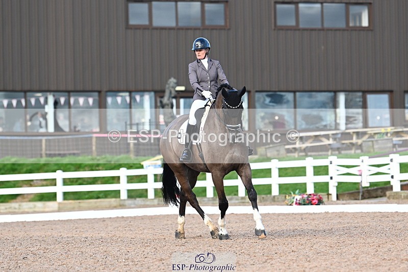 240218A-152425-09083 - 243-Lucy.Baker-Last.Dancer