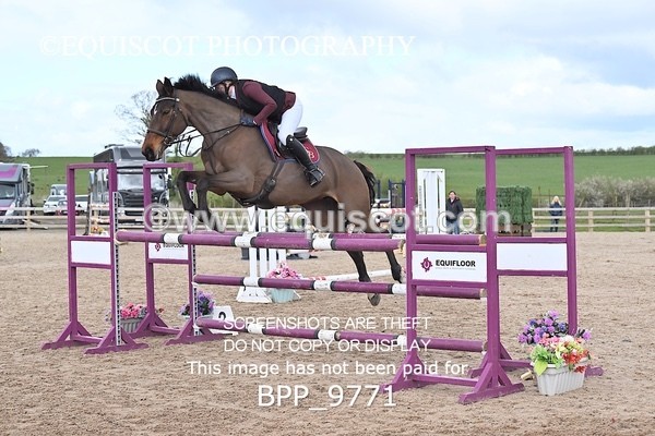 BPP_9771 - CLASS 18 SUN Ron Brady SporthorsesRHS
