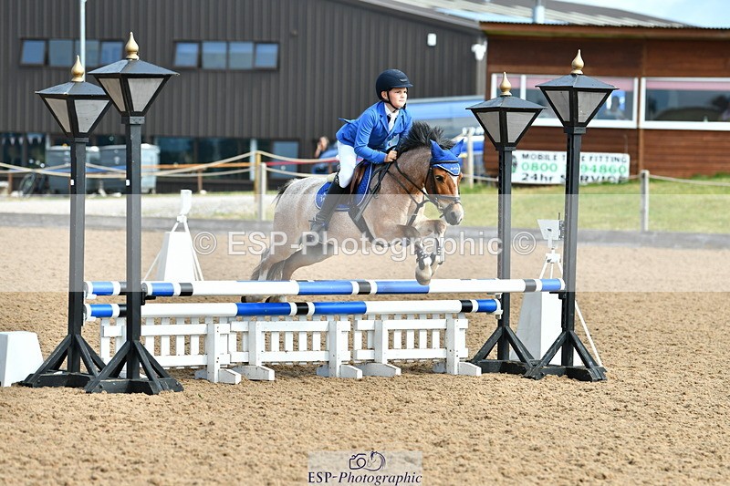 230624A-092259-00149 - Cls 36 Stepping Stones 128 & 138cm