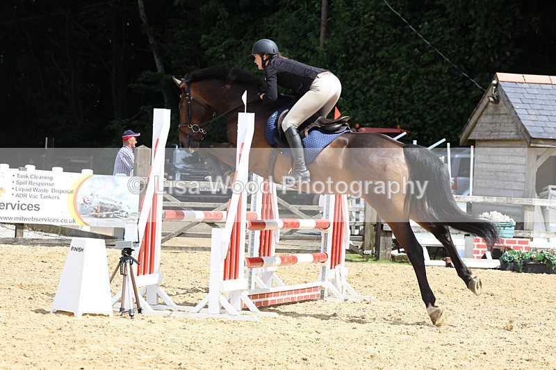 3E7A0219 - Class 9: Senior British Novice/90cm open