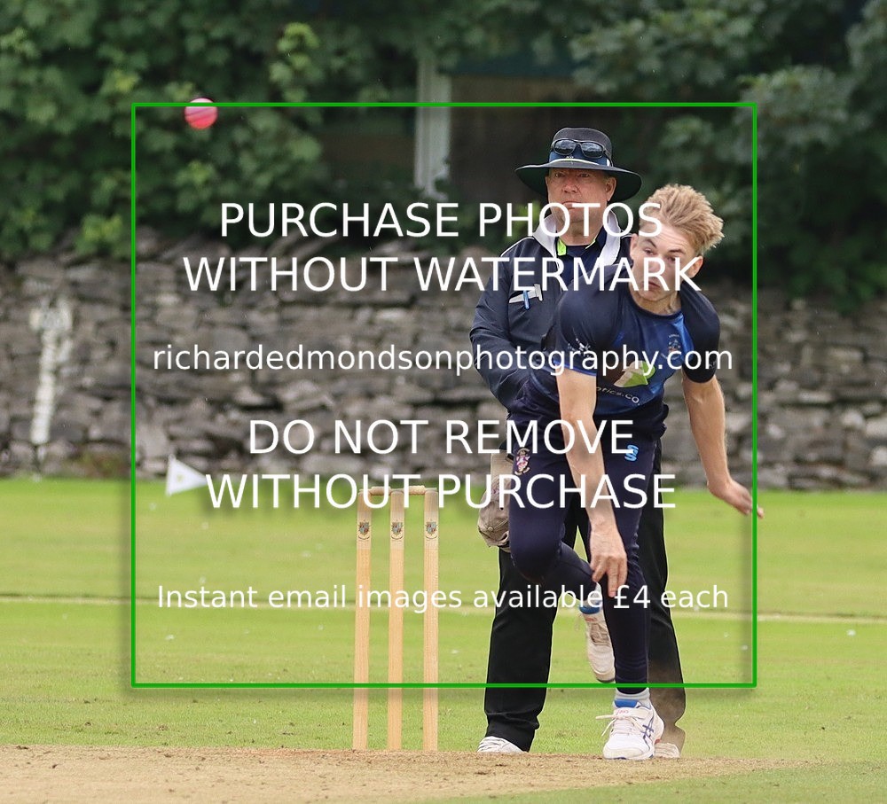 IMG_3767 - Kendal vs Longridge 40 Over Cup 1/4 Final (4/8/24)