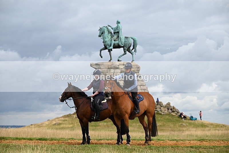DSC_4451 - Time at Statue 09:50 to 11:09