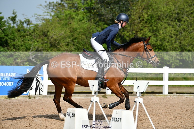 240511A-100300-11431 - Cls 28 95cm National Am Quali