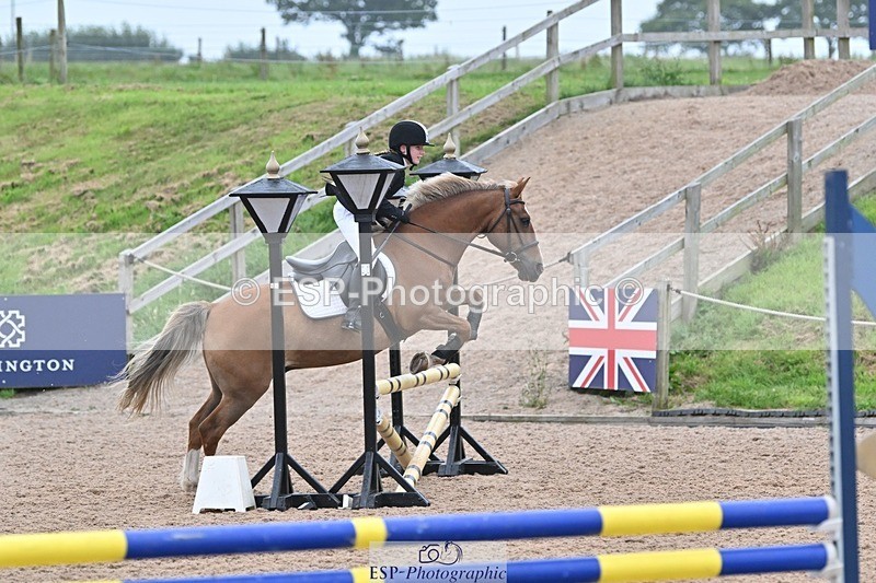 240813-185800-00811 - Classes 5 A&B & 6 80cm