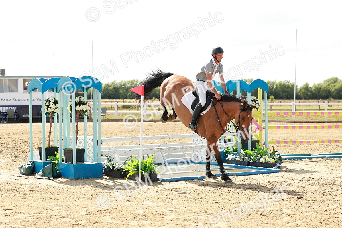 SBM_020475 - Class 23 - Senior Foxhunter - 1.20m