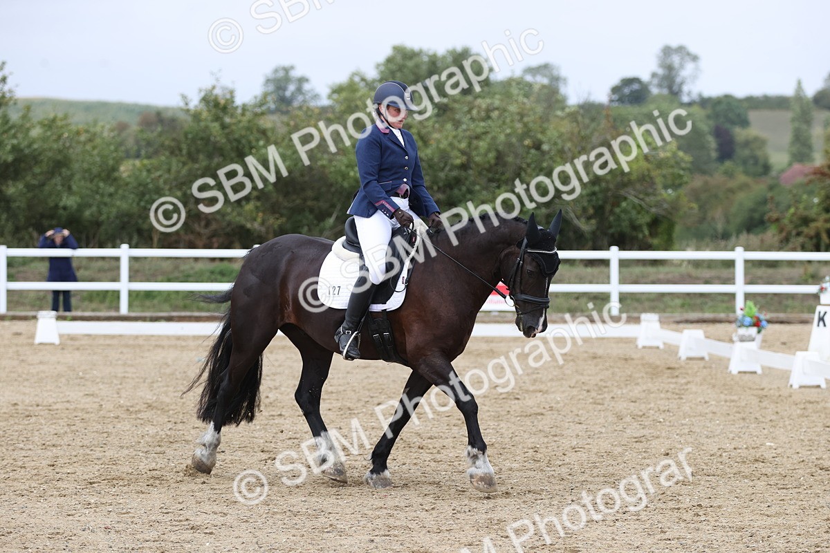 SBM_004362 - Class 9 - Novice 3 Champs