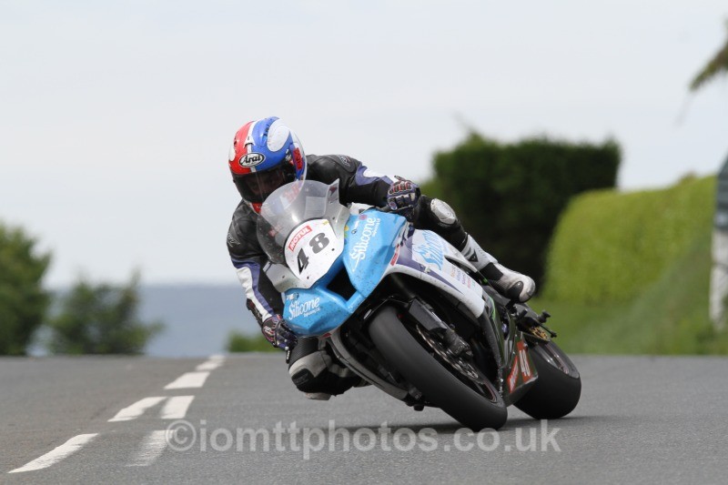 Russ Mountford Kawasaki / Silicone Engineering Racing - Pokerstars Senior TT
