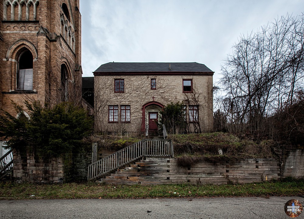  - Holy Trinity Roman Catholic Church