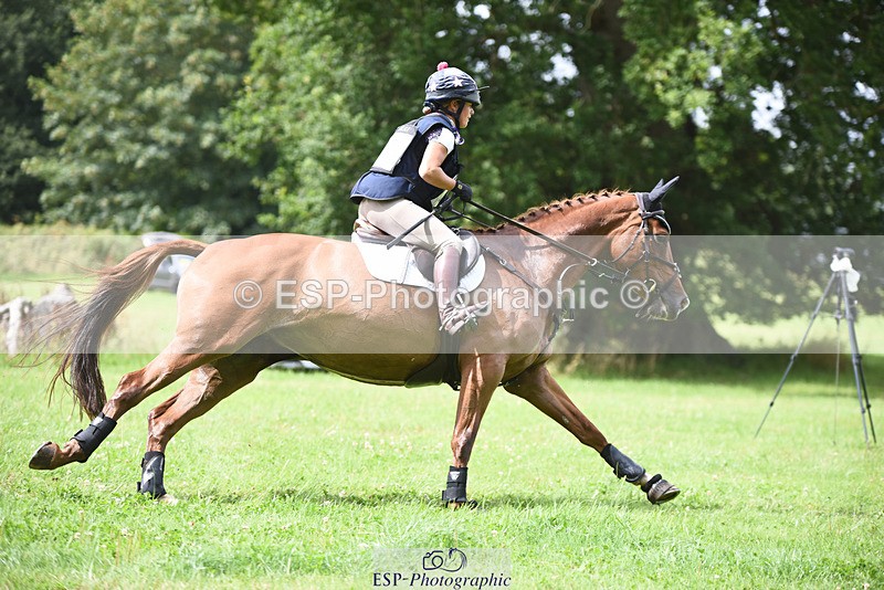 240804-115524-12402 - 369-Melissa_Joannides-STELLA_NOVA