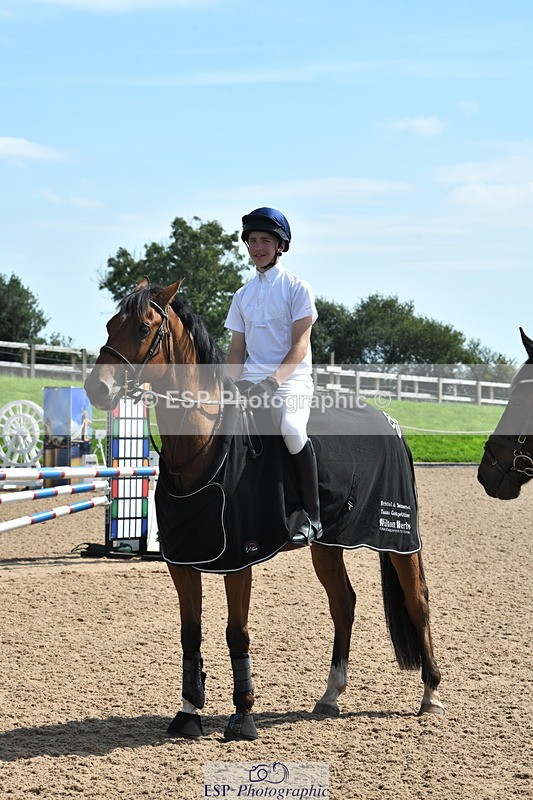 230903A-134405-04839 - Cls 15B U21 Intro 1m