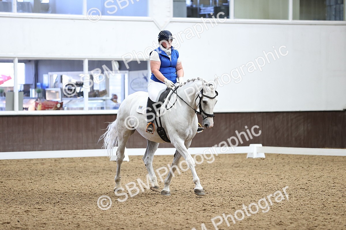 SBM_001931 - Novice 4 - 11.15-13.22