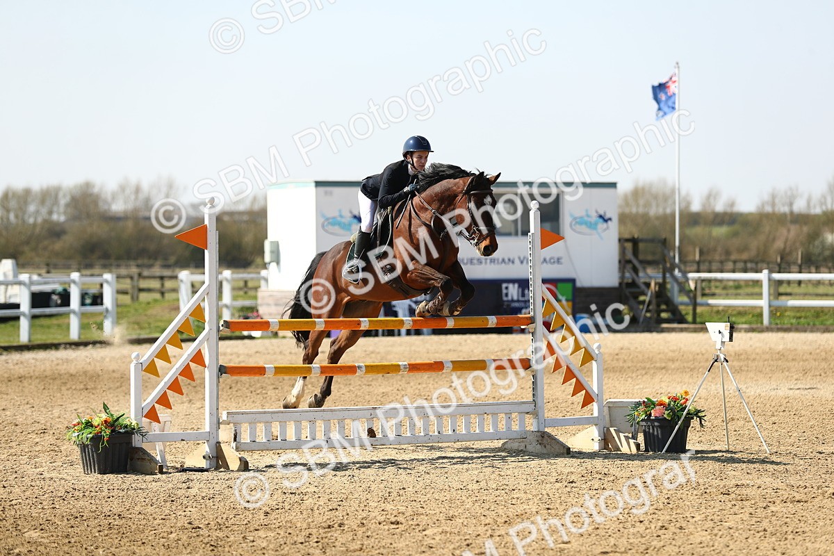 SBM_001011 - Class 4 - Senior Newcomers - 1.10m