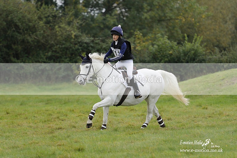  WWHT 171021 2150 - Novice Pairs (0.80m)  17/10/21