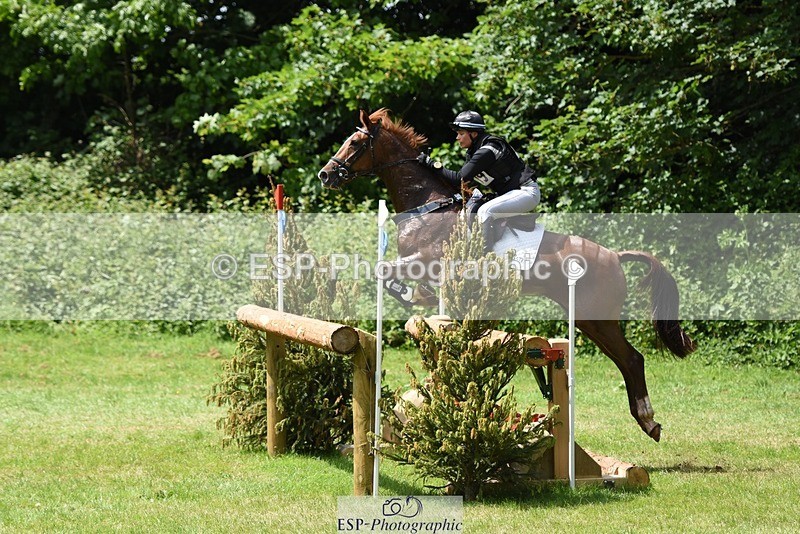 230528-131652-17513 - 409-HENTON_FIRST_LADY-Bundy_Philpott-XC