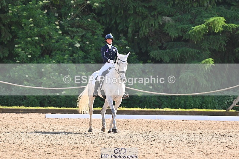 250523A-164234-08323 - A-066-Jemima.Howden-MONBEG.WHISPER