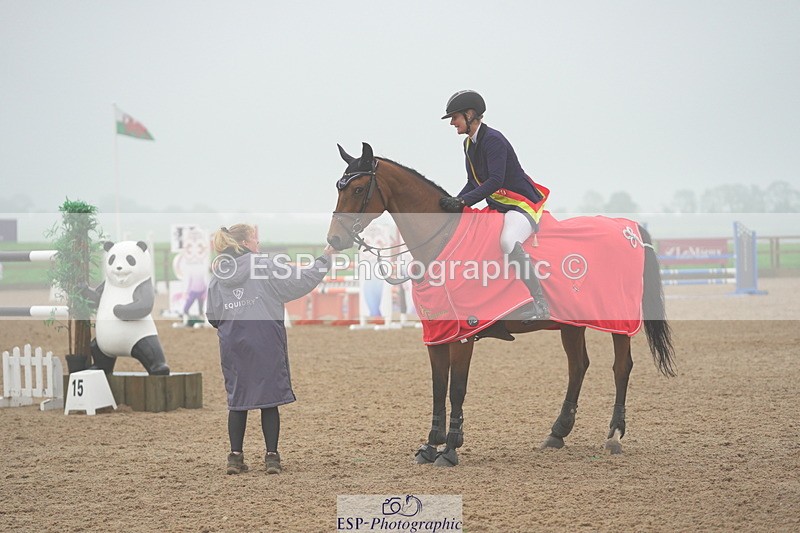 231017A-115820-06812 - Cls 26 Chard Equ Grand Prix